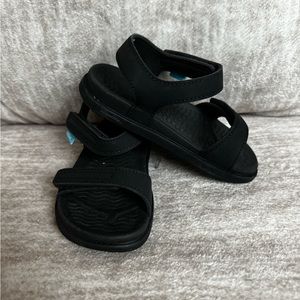 Native Toddler Strappy Sandals